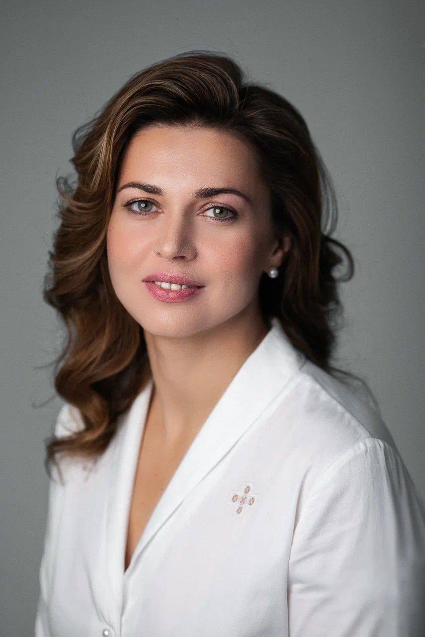 Каринэ Хабирова: День рождения в пользу хосписа (2024)