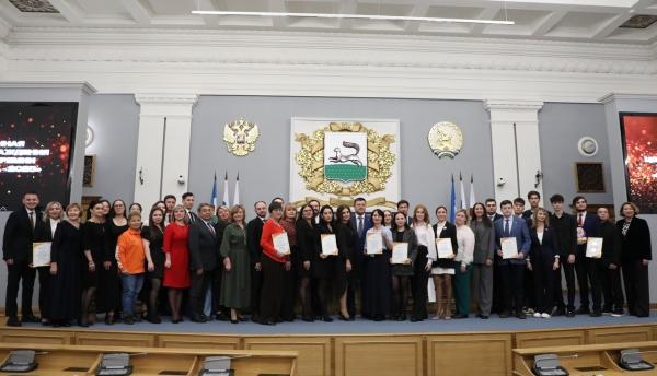 Команда Уфимского хосписа взяла награду на премии «Волонтер года – 2025». 